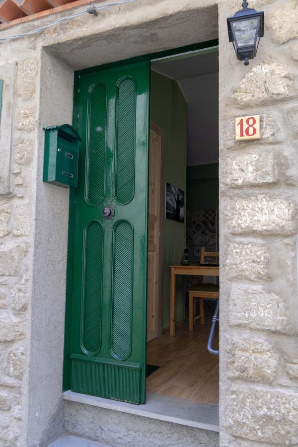 B&B Sud E Magia Castelmezzano Ngoại thất bức ảnh